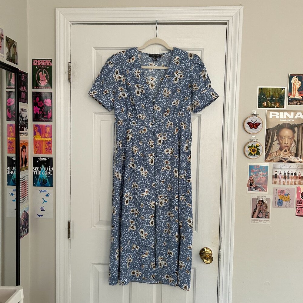 Floral Puff-Sleeve Midi Dress